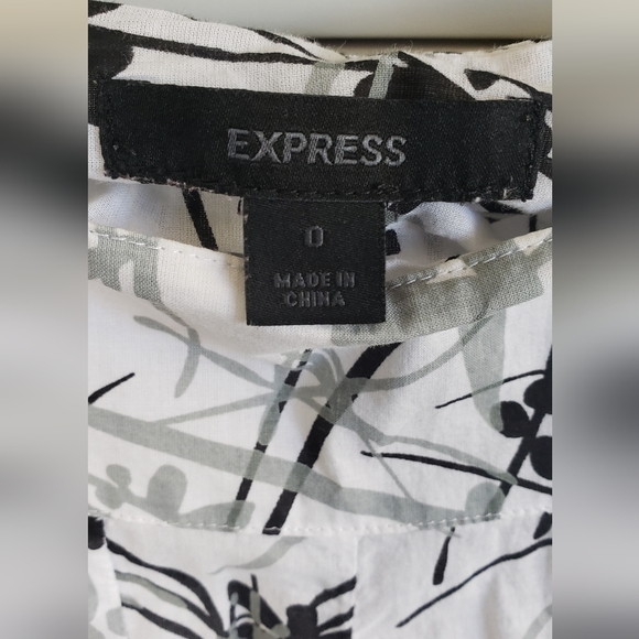 Express Black and White A-Line Skirt - Picture 2 of 6